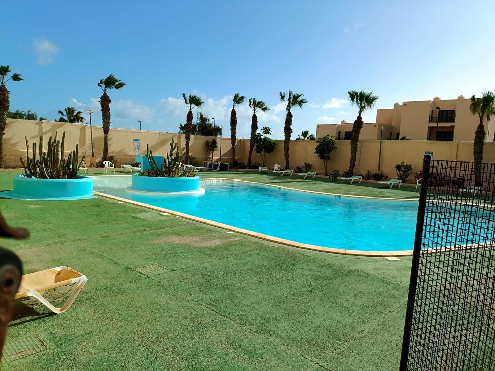 1 soveværelse Byhus til salg i Parque Holandes med swimmingpool - € 170.000 (Ref: 9633904)