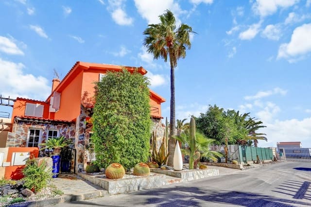 3 camera da letto Villa in vendita in Parque Holandés, La Oliva con piscina garage - 550.000 € (Rif: 9636470)