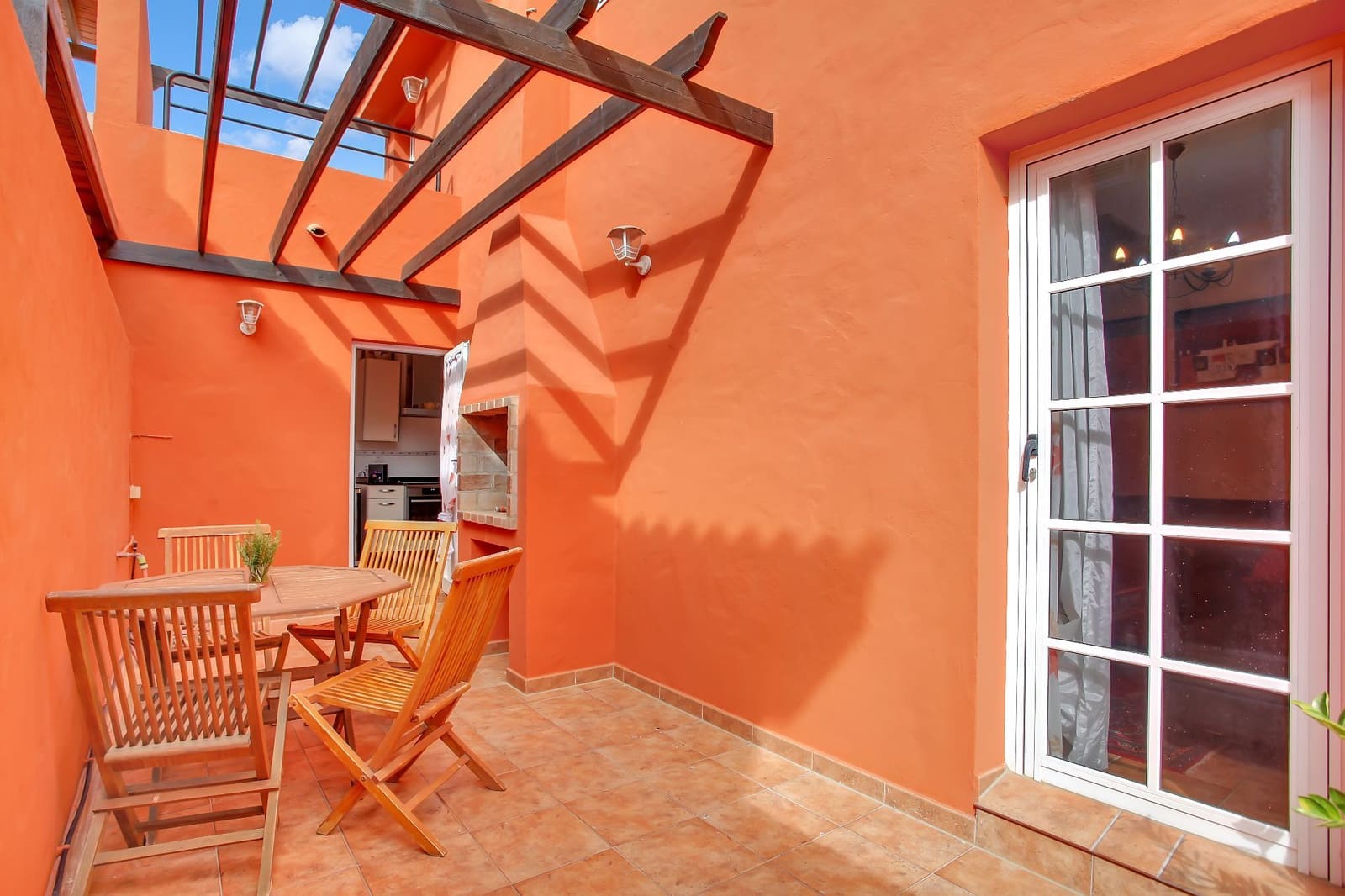 3 soverom Villa til salgs i Parque Holandes med svømmebasseng garasje - € 450 000 (Ref: 9636471)