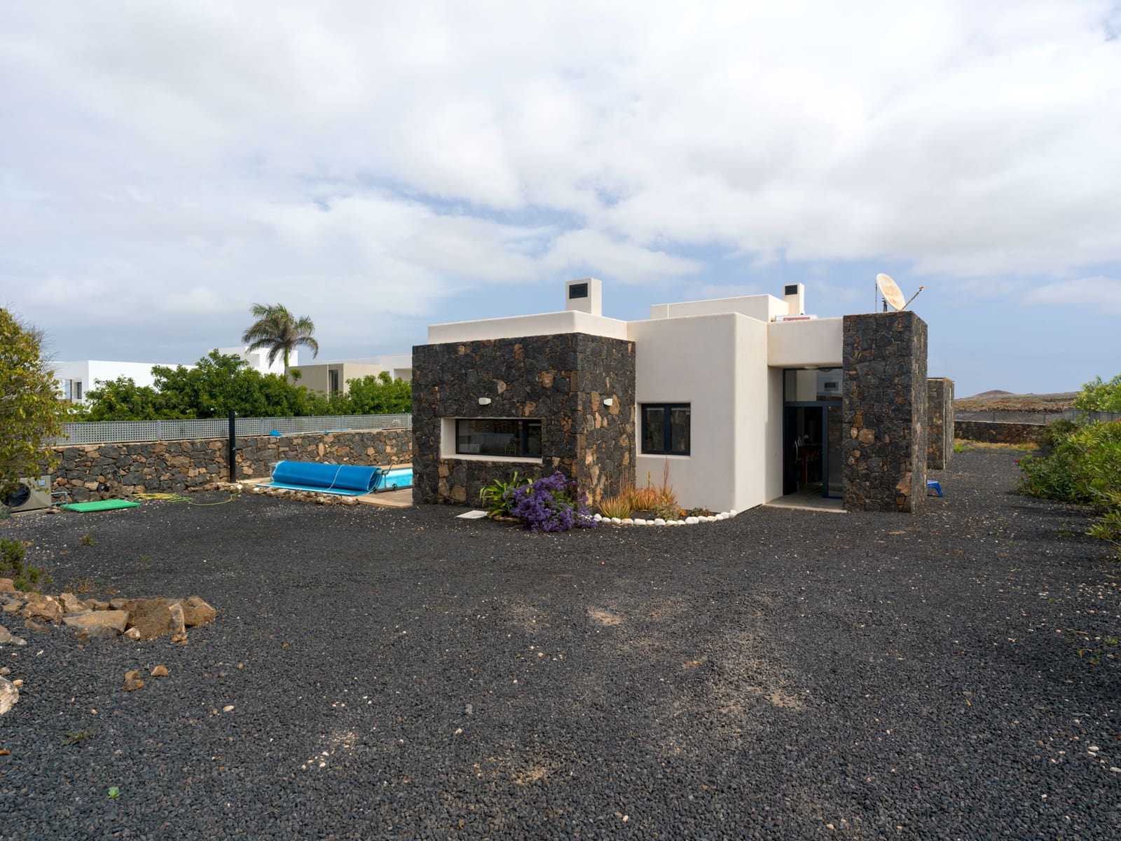 3 soveværelse Villa til salg i Lajares med swimmingpool garage - € 1.600.000 (Ref: 9643783)