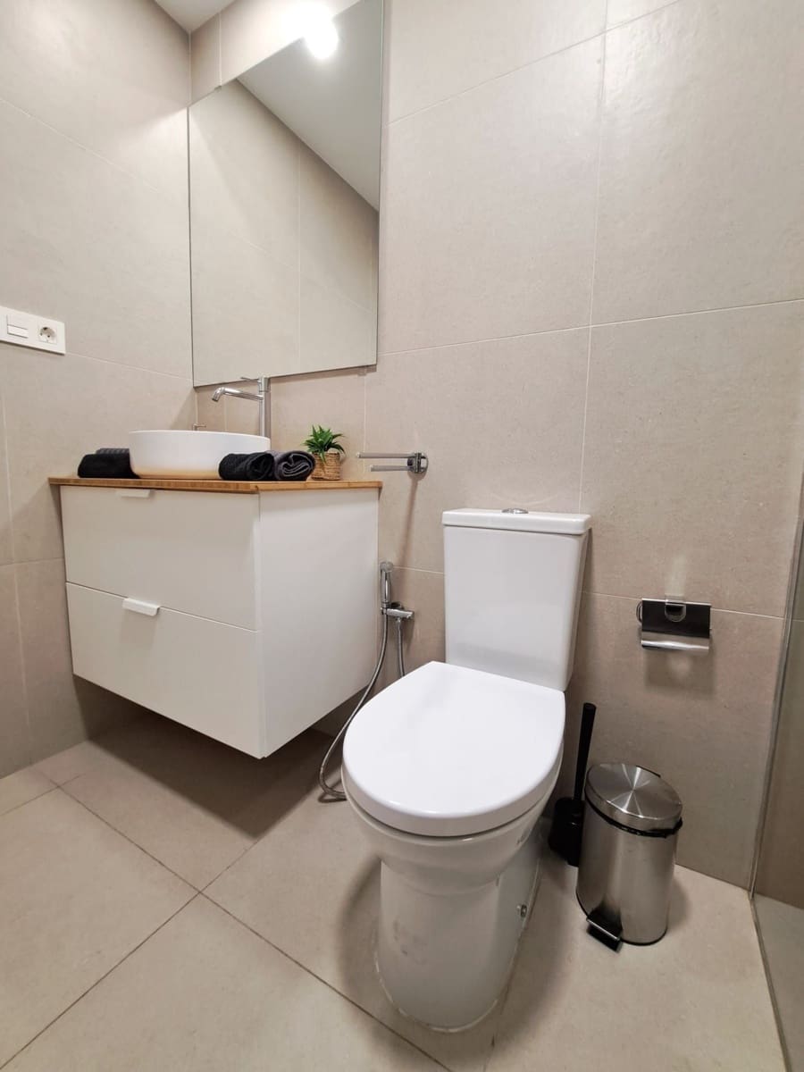 Studio for sale in Corralejo with pool - € 205,000 (Ref: 9643783)