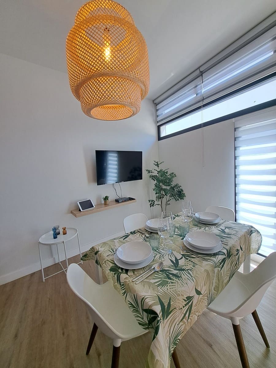 Studio for sale in Corralejo with pool - € 205,000 (Ref: 9643783)