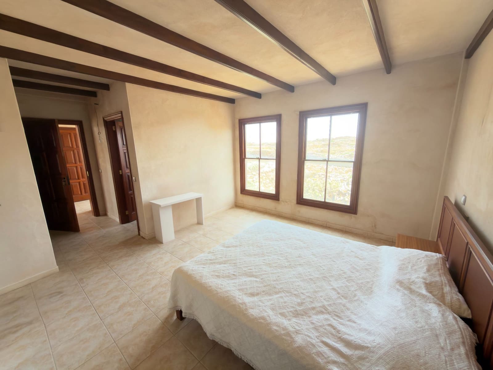 8 soveværelse Villa til salg i El Cotillo med garage - € 800.000 (Ref: 9658359)