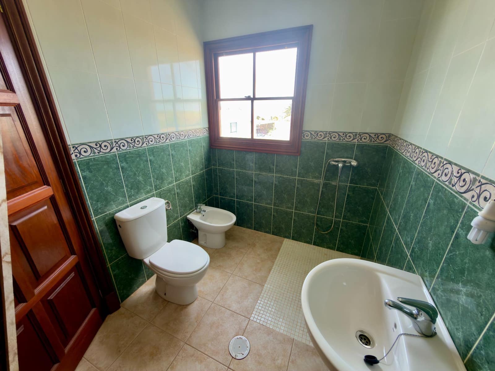 8 soveværelse Villa til salg i El Cotillo med garage - € 800.000 (Ref: 9658359)