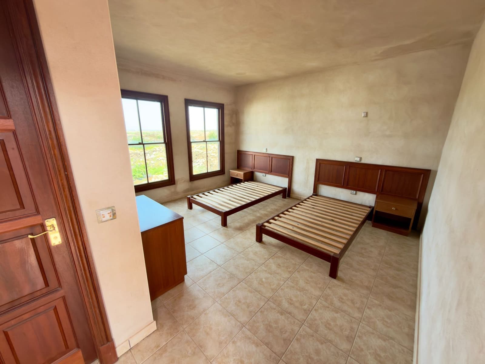 8 soveværelse Villa til salg i El Cotillo med garage - € 800.000 (Ref: 9658359)