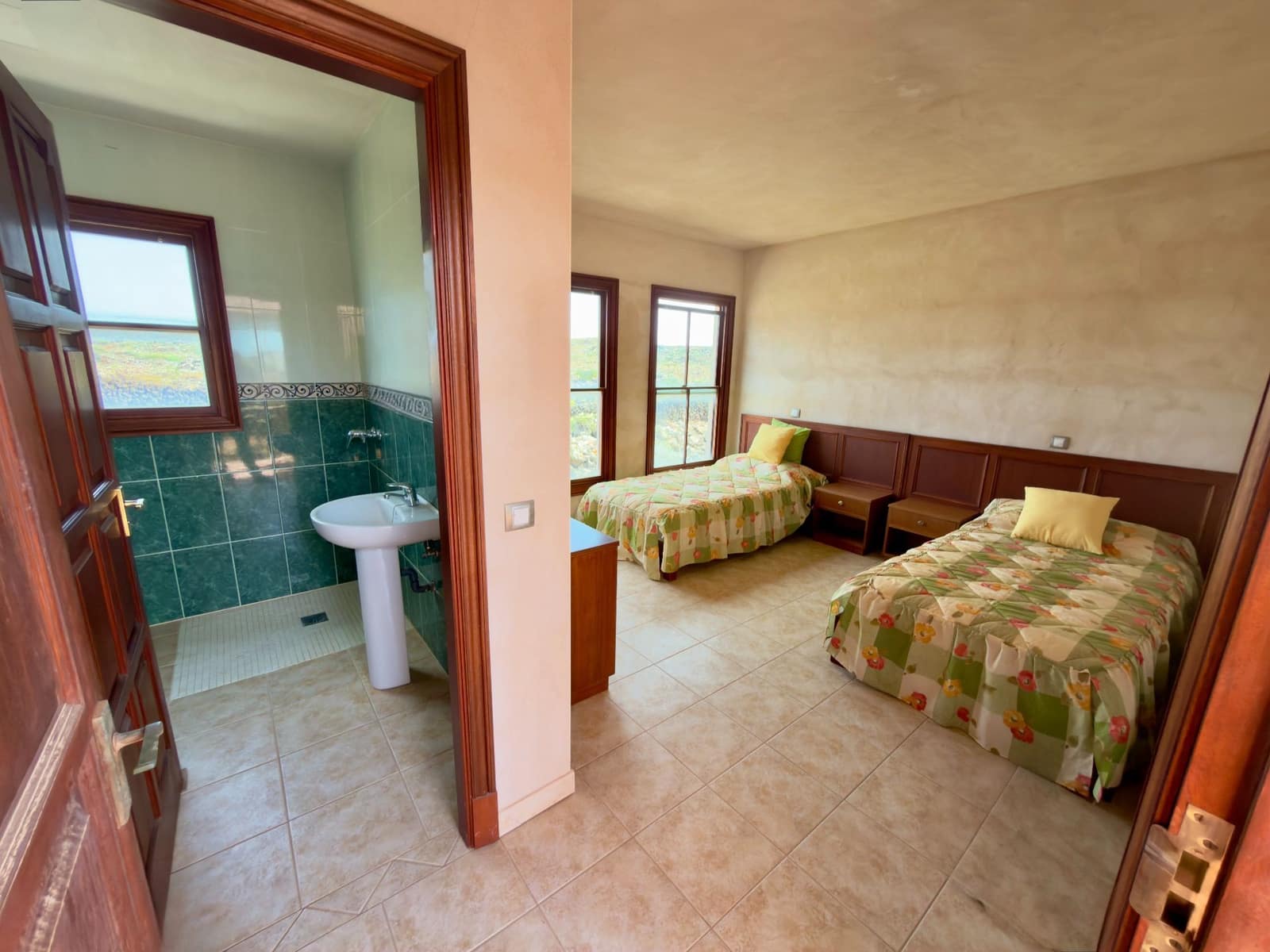 8 soveværelse Villa til salg i El Cotillo med garage - € 800.000 (Ref: 9658359)