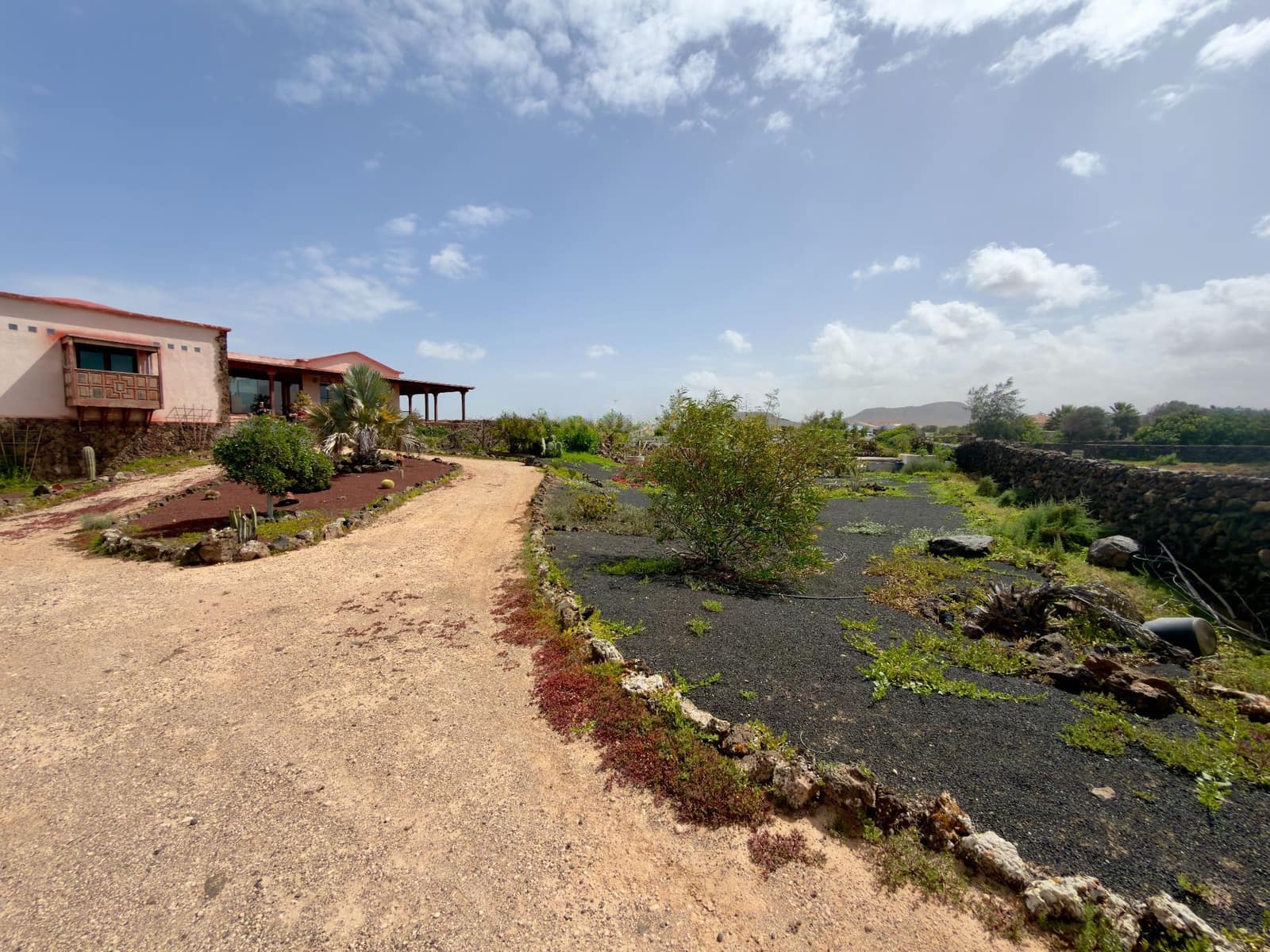 8 soveværelse Villa til salg i El Cotillo med garage - € 800.000 (Ref: 9658359)