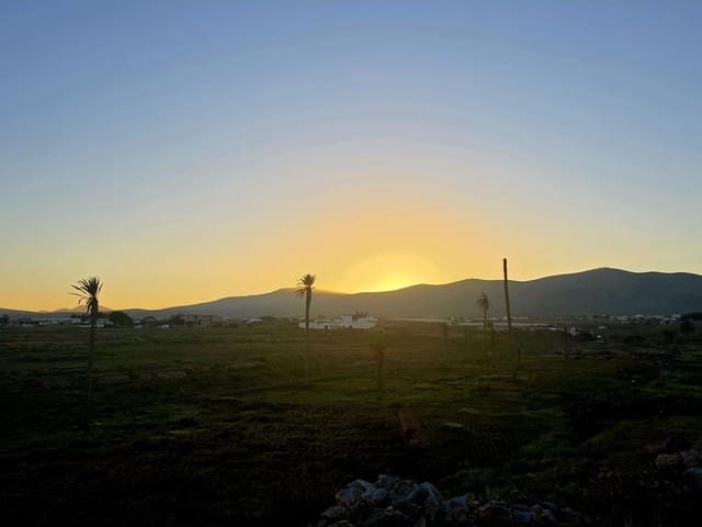 Finca/Maison de Campagne à vendre à Antigua - 95 000 € (Ref: 9669998)