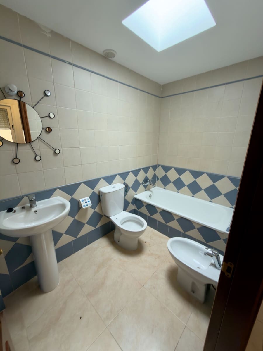 2 bedroom Flat for sale in El Matorral - € 167,000 (Ref: 9690041)