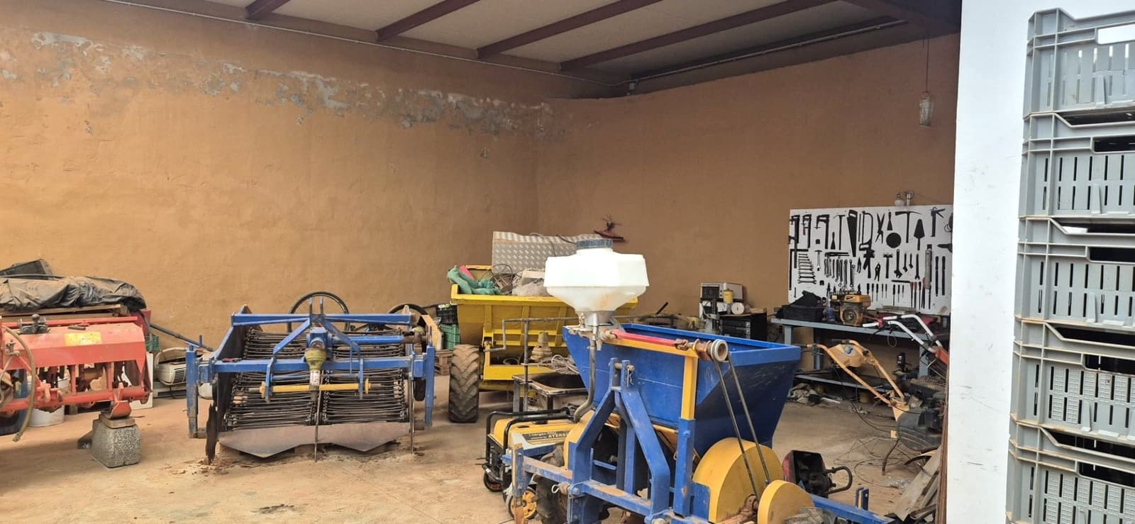 Undeveloped Land for sale in Antigua - € 450,000 (Ref: 9704544)