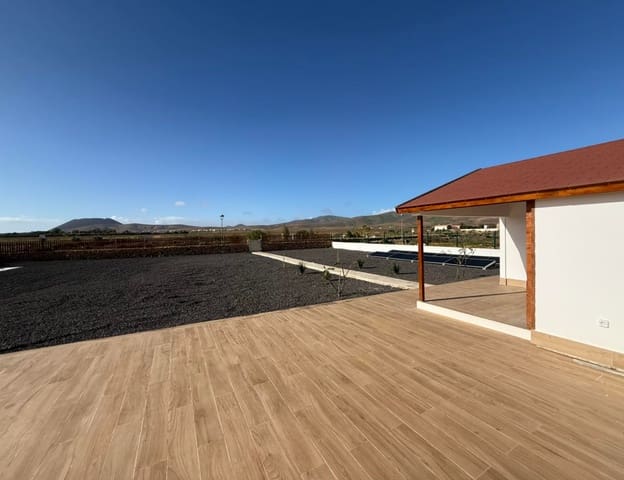 2 Zimmer Doppelhaus zu verkaufen in Antigua - 230.000 € (Ref: 9704545)