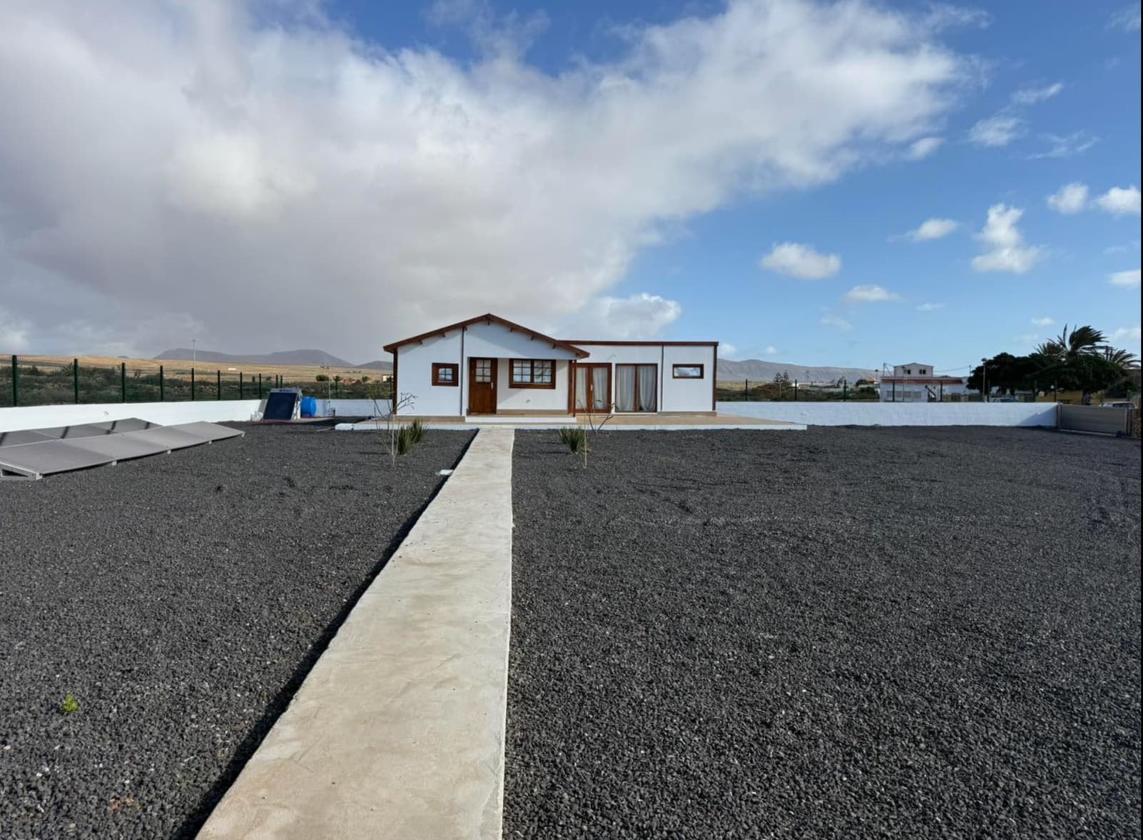 2 Zimmer Doppelhaus zu verkaufen in Antigua - 230.000 € (Ref: 9704545)