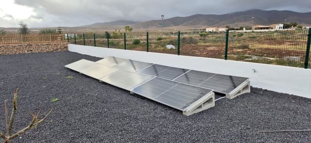 2 Zimmer Doppelhaus zu verkaufen in Antigua - 230.000 € (Ref: 9704545)