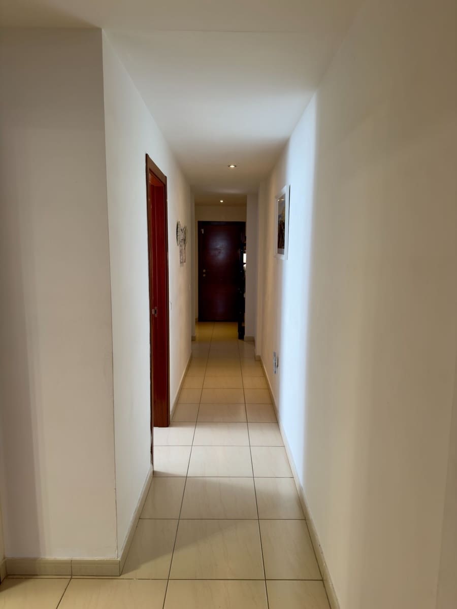 2 bedroom Flat for sale in Puerto del Rosario with garage - € 185,000 (Ref: 9711115)