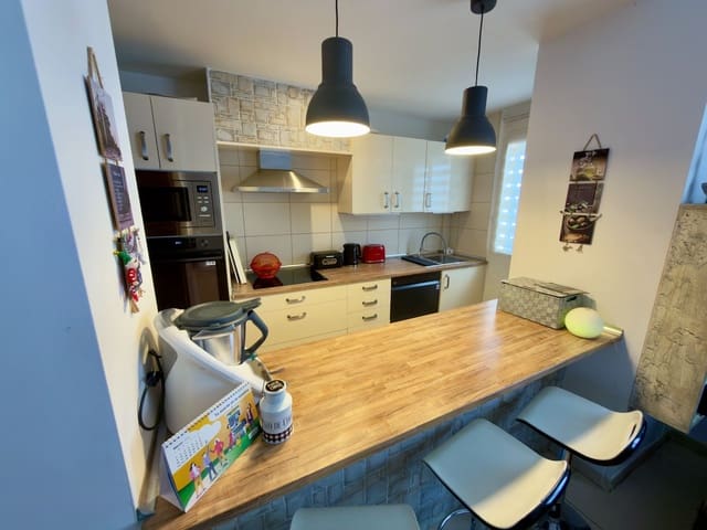 2 chambre Appartement à vendre à Puerto del Rosario avec garage - 185 000 € (Ref: 9711115)