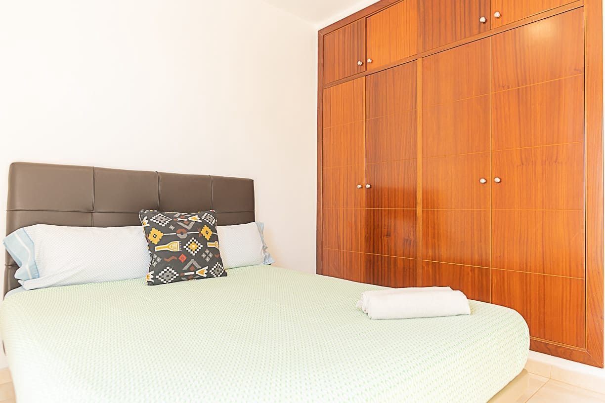 4 quarto Casa em Banda para venda em Costa de Antigua com piscina garagem - 420 000 € (Ref: 9721121)