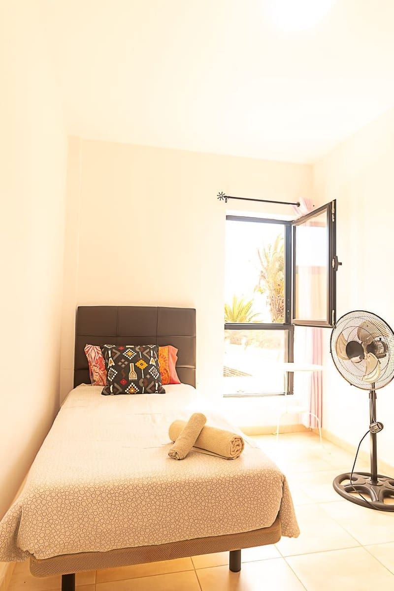 4 quarto Casa em Banda para venda em Costa de Antigua com piscina garagem - 420 000 € (Ref: 9721121)