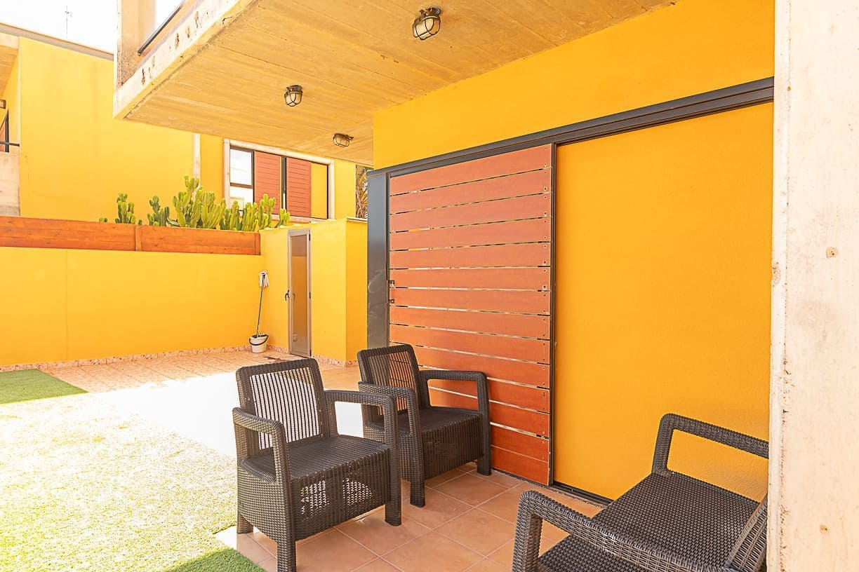 4 quarto Casa em Banda para venda em Costa de Antigua com piscina garagem - 420 000 € (Ref: 9721121)