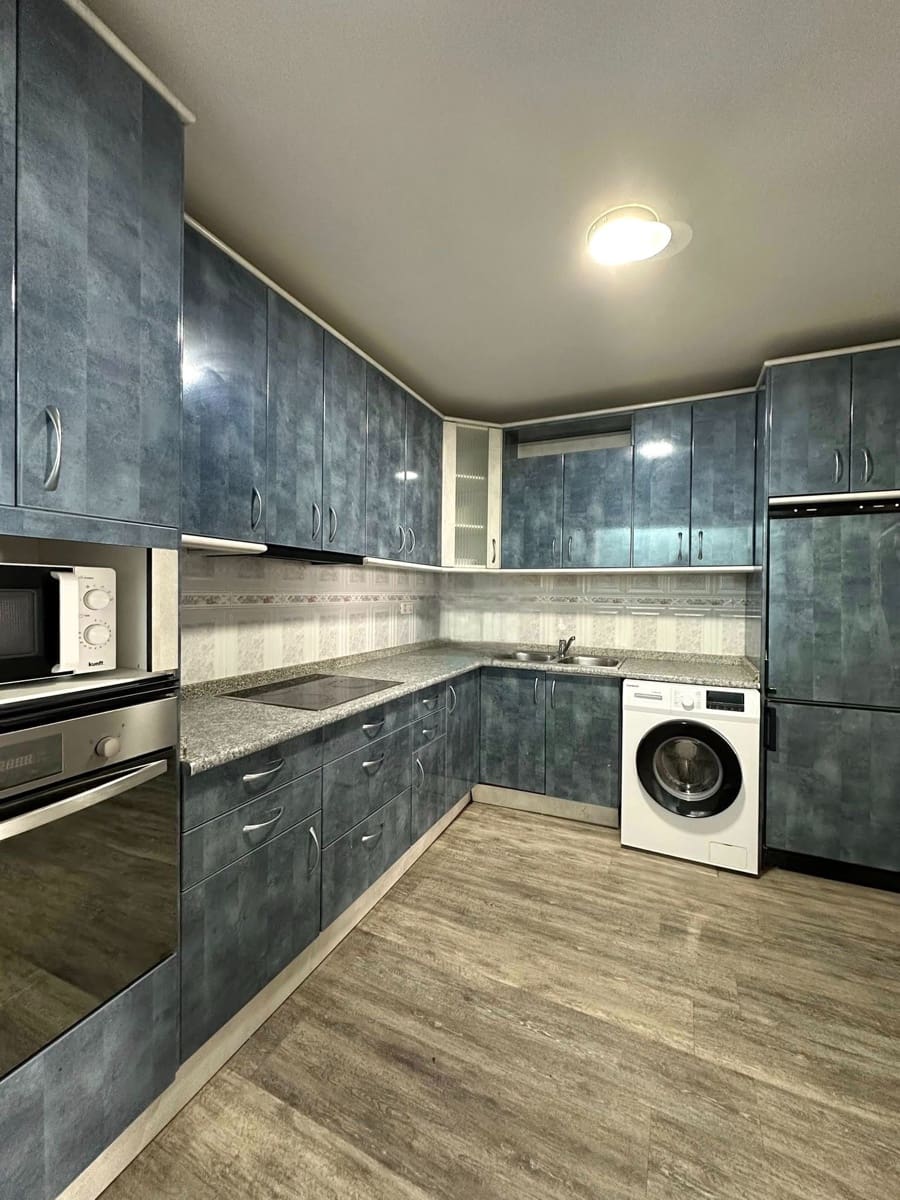 3 bedroom Townhouse for sale in Corralejo - € 265,000 (Ref: 9737991)