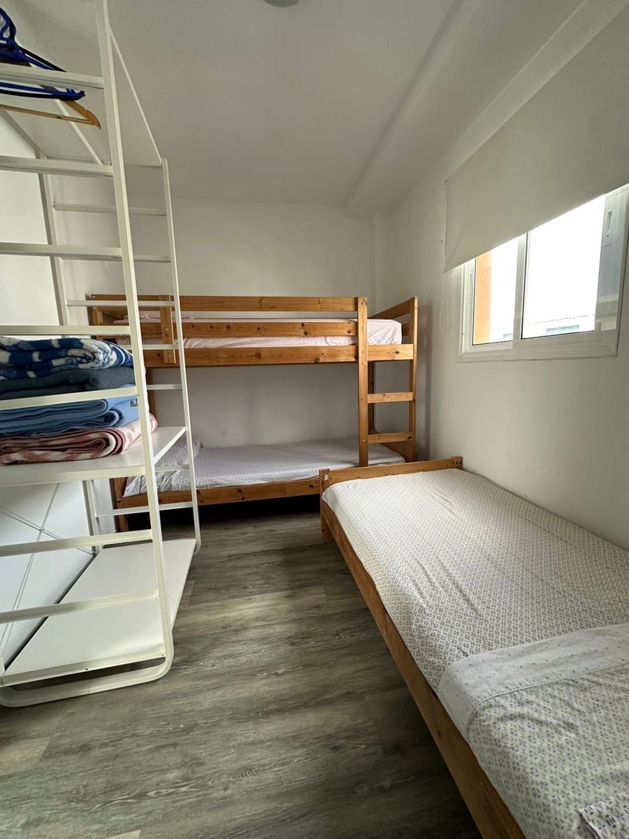 3 bedroom Townhouse for sale in Corralejo - € 265,000 (Ref: 9737991)