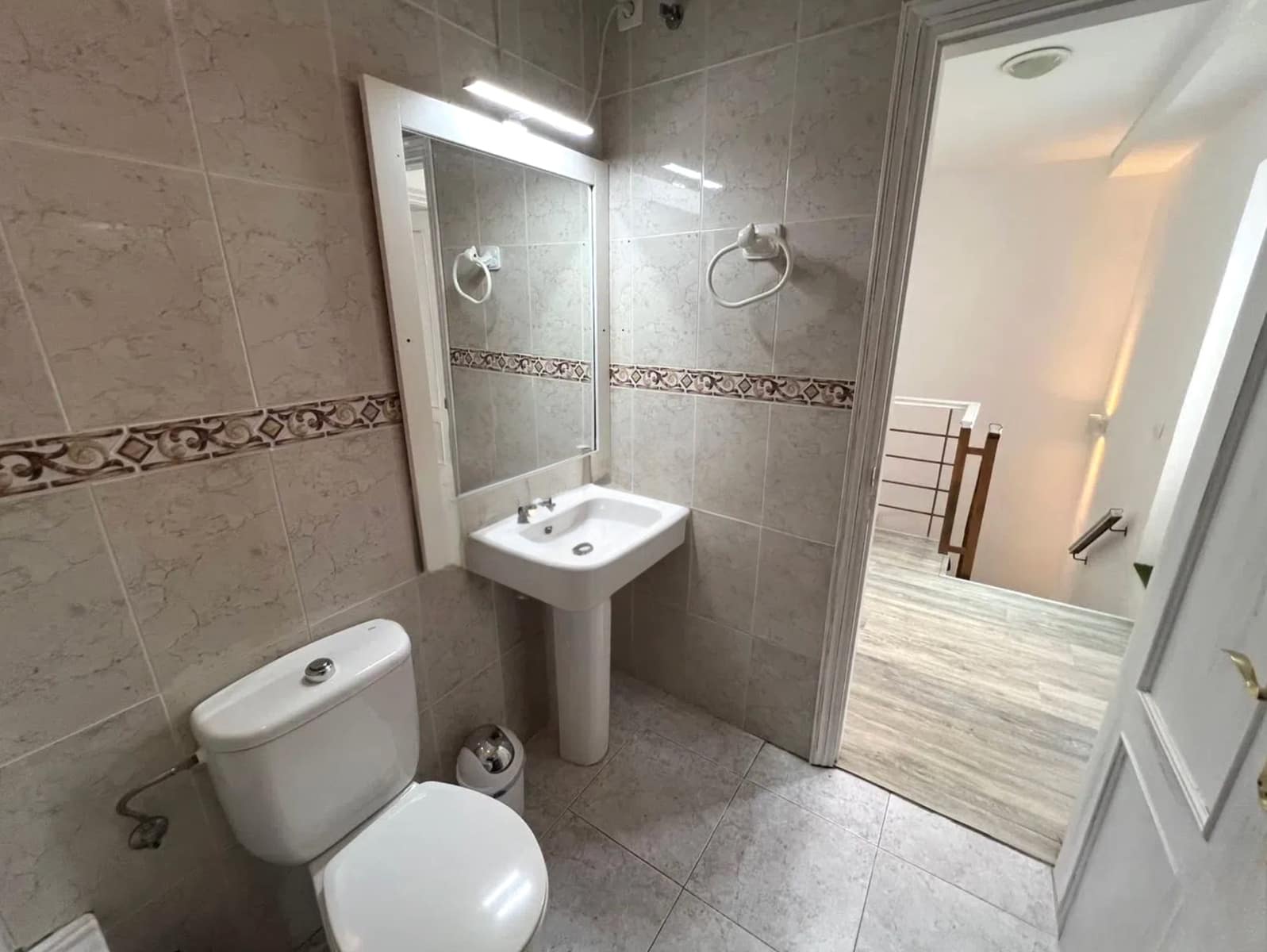 3 bedroom Townhouse for sale in Corralejo - € 265,000 (Ref: 9737991)