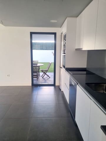 Casa de 2 habitaciones en La Oliva en venta con piscina garaje - 420.000 € (Ref: 9737992)