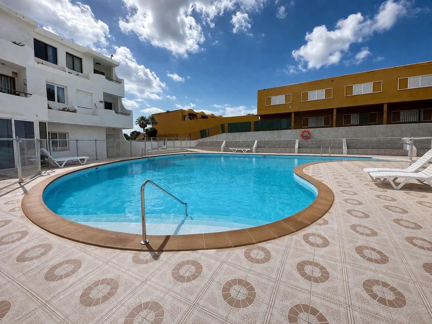 1 bedroom Apartment for sale in Costa de Antigua with pool - € 119,000 (Ref: 9737994)