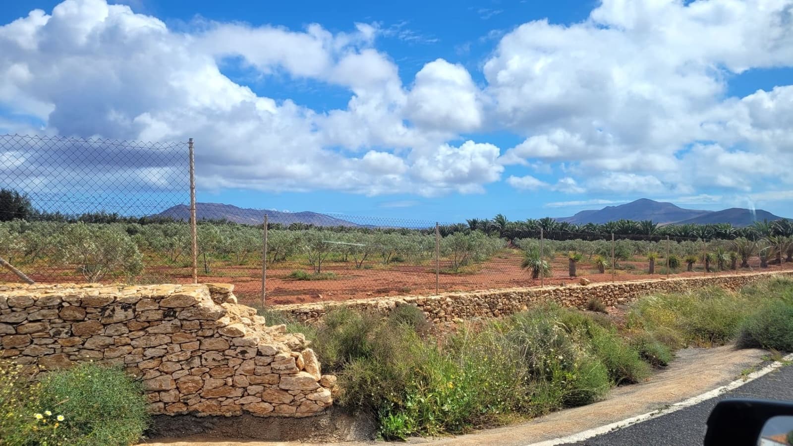 Undeveloped Land for sale in Antigua - € 450,000 (Ref: 9741501)