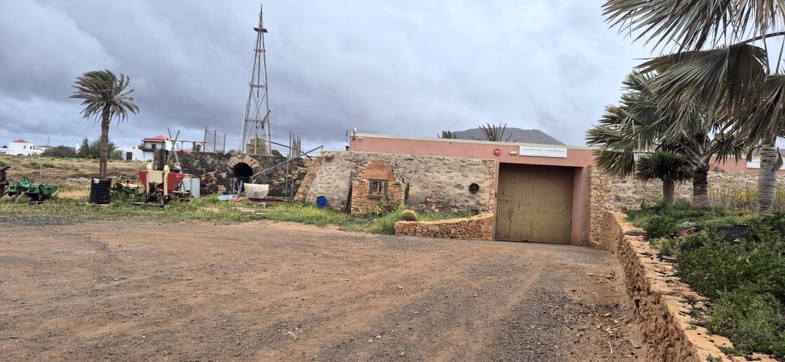 Undeveloped Land for sale in Antigua - € 450,000 (Ref: 9741501)