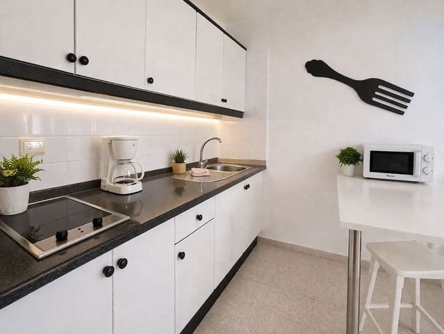 1 bedroom Apartment for sale in Costa de Antigua, Antigua with pool - € 145,000 (Ref: 9746840)