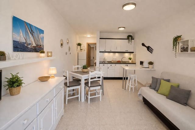 1 bedroom Apartment for sale in Costa de Antigua, Antigua with pool - € 145,000 (Ref: 9746840)