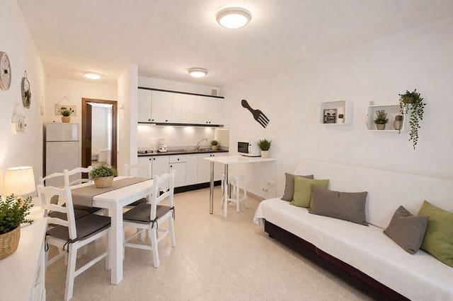 1 bedroom Apartment for sale in Costa de Antigua, Antigua with pool - € 145,000 (Ref: 9746840)