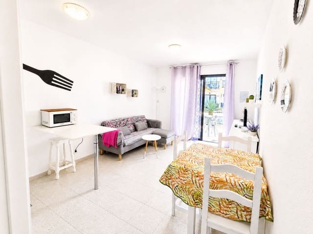 Apartamento de 1 habitación en Costa de Antigua, Antigua en venta con piscina - 145.000 € (Ref: 9746840)