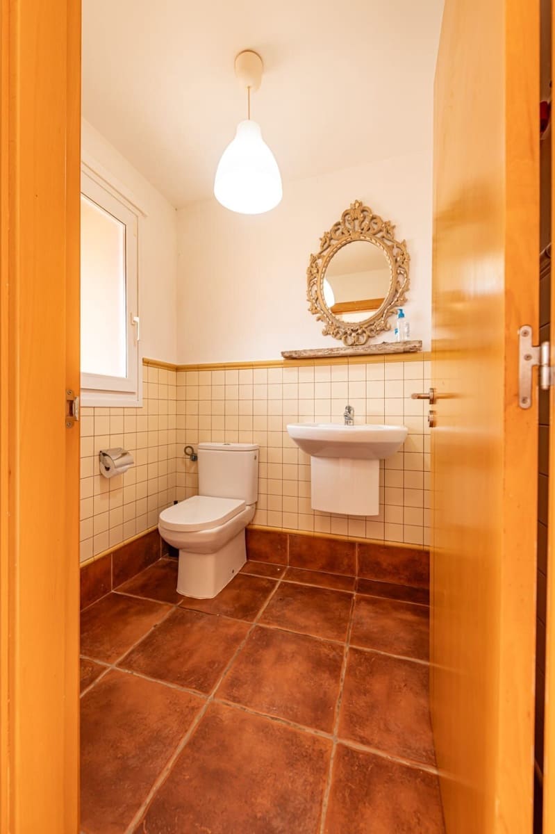 3 bedroom Townhouse for sale in Corralejo with pool garage - € 398,000 (Ref: 9747569)