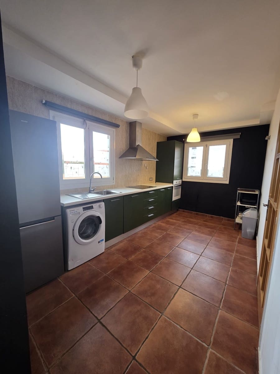 3 bedroom Townhouse for sale in Corralejo with pool garage - € 398,000 (Ref: 9747569)