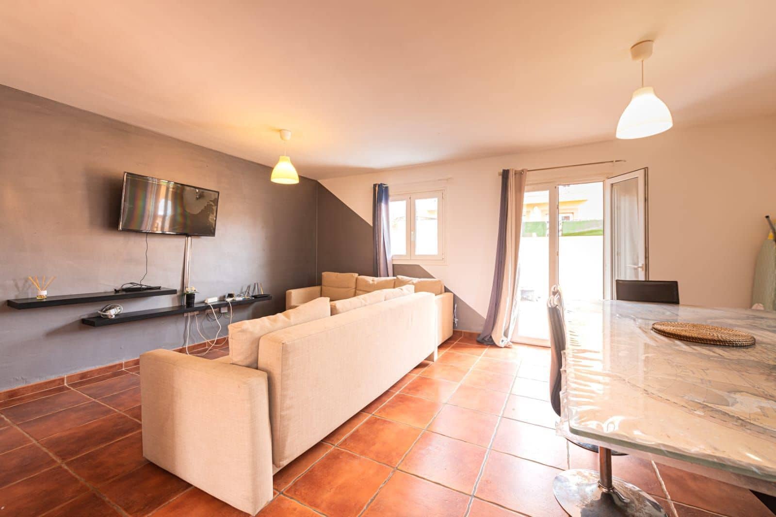 3 bedroom Townhouse for sale in Corralejo with pool garage - € 398,000 (Ref: 9747569)