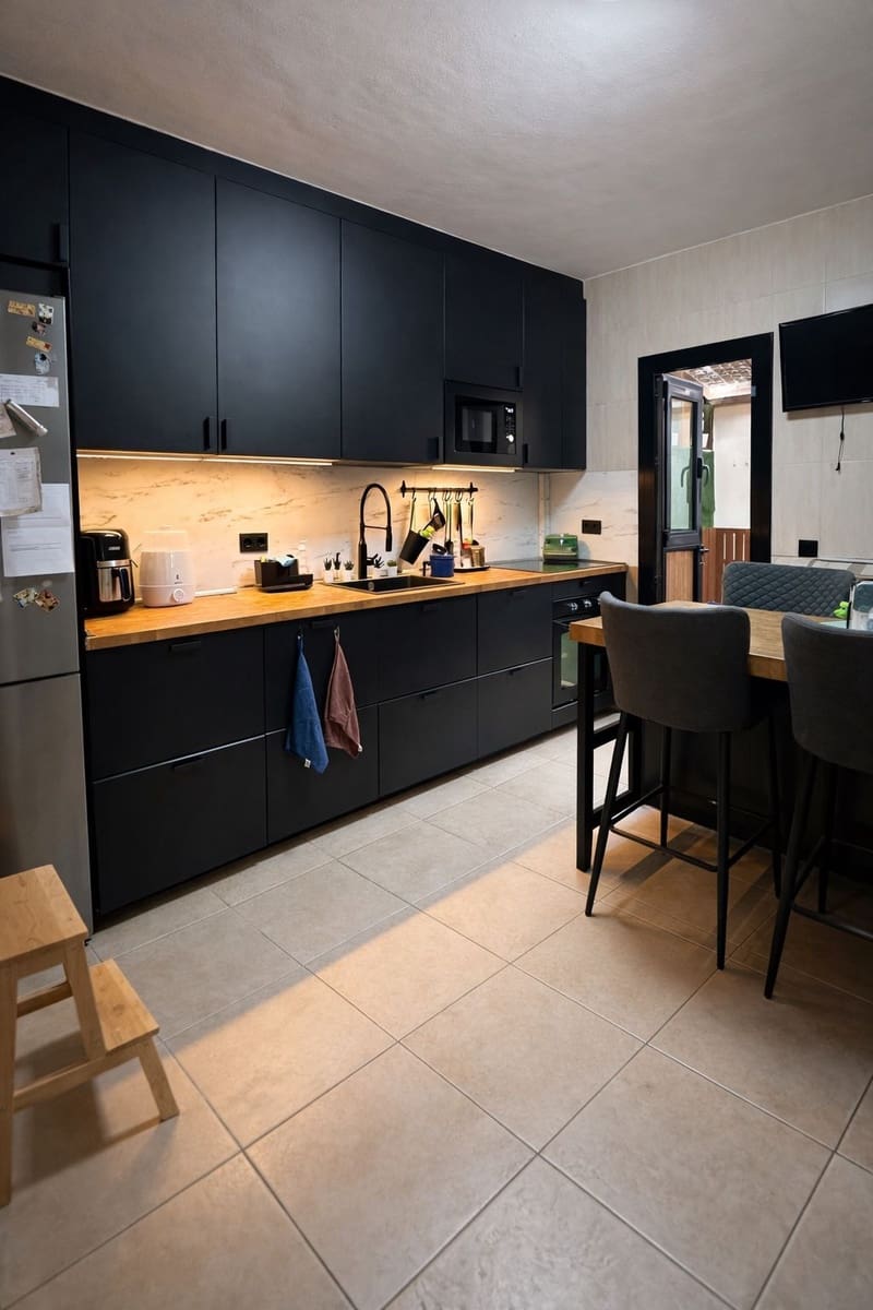 4 soveværelse Byhus til salg i El Matorral med garage - € 295.000 (Ref: 9772711)