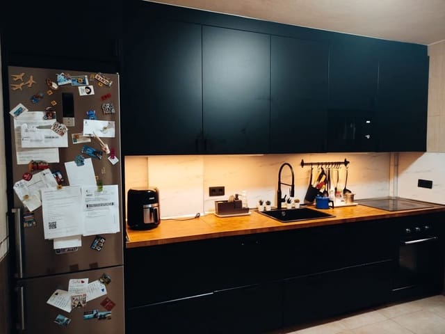 4 soveværelse Byhus til salg i El Matorral, Puerto del Rosario med garage - € 295.000 (Ref: 9772711)