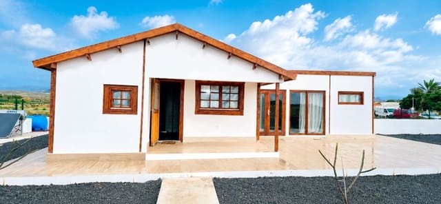 2 Zimmer Doppelhaus zu verkaufen in Antigua mit Garage - 230.000 € (Ref: 9780127)
