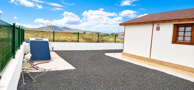 2 Zimmer Doppelhaus zu verkaufen in Antigua mit Garage - 230.000 € (Ref: 9780127)