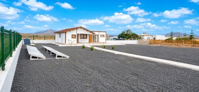 2 Zimmer Doppelhaus zu verkaufen in Antigua mit Garage - 230.000 € (Ref: 9780127)