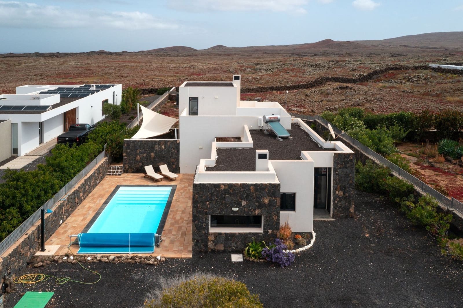 3 soveværelse Villa til salg i Lajares med swimmingpool garage - € 1.600.000 (Ref: 9787606)