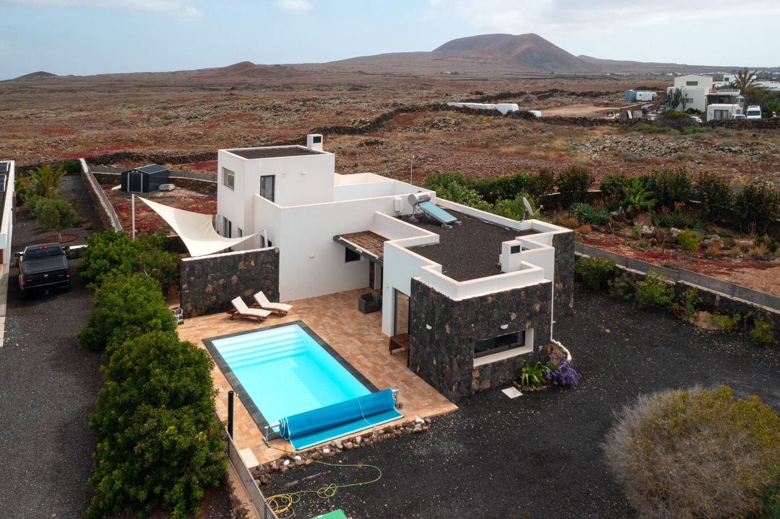 3 soveværelse Villa til salg i Lajares med swimmingpool garage - € 1.600.000 (Ref: 9787606)