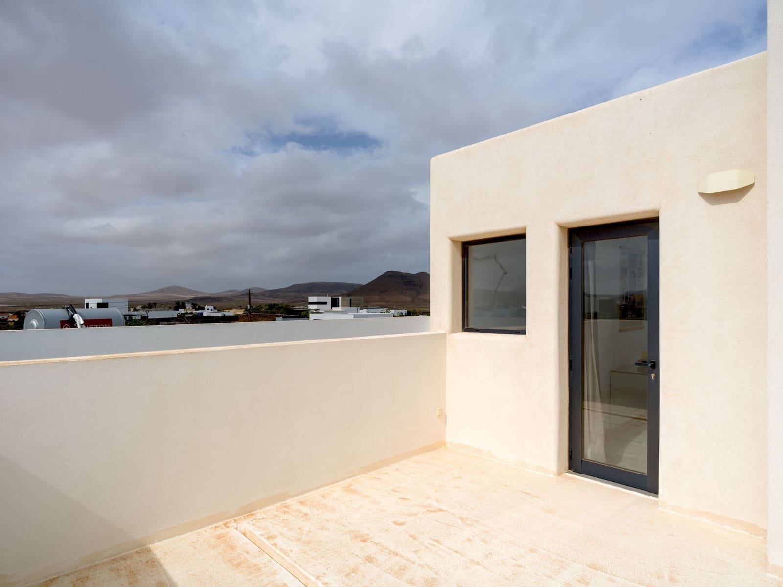 3 soveværelse Villa til salg i Lajares med swimmingpool garage - € 1.600.000 (Ref: 9787606)