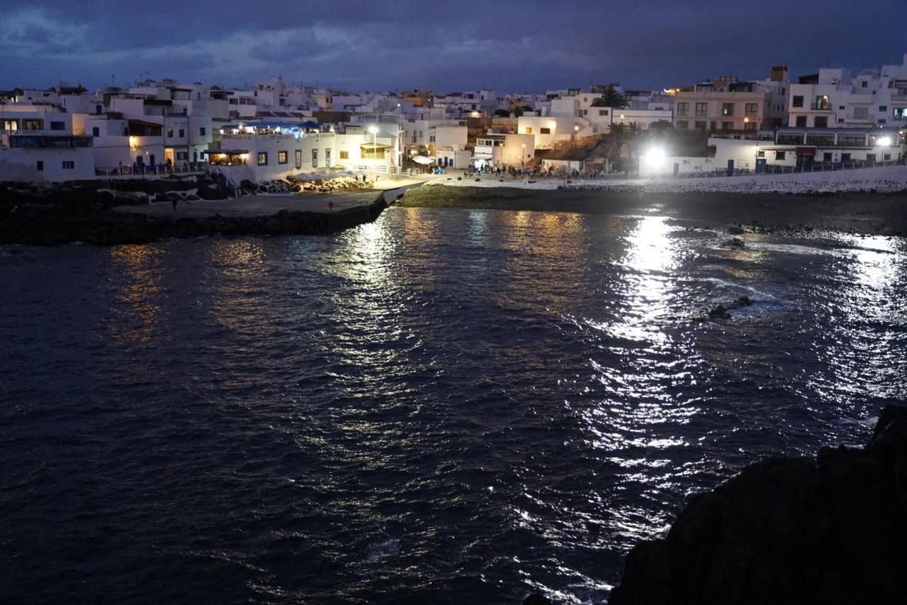 1 bedroom Flat for sale in El Cotillo - € 265,000 (Ref: 9787607)