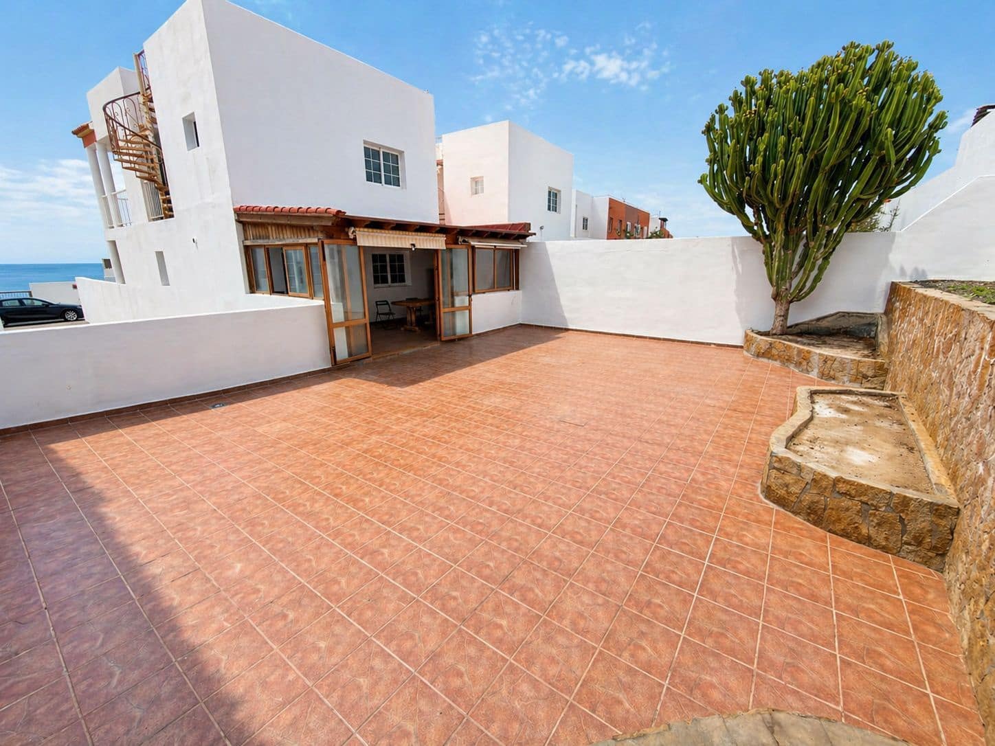 4 soveværelse Byhus til salg i Puerto del Rosario med garage - € 350.000 (Ref: 9807663)