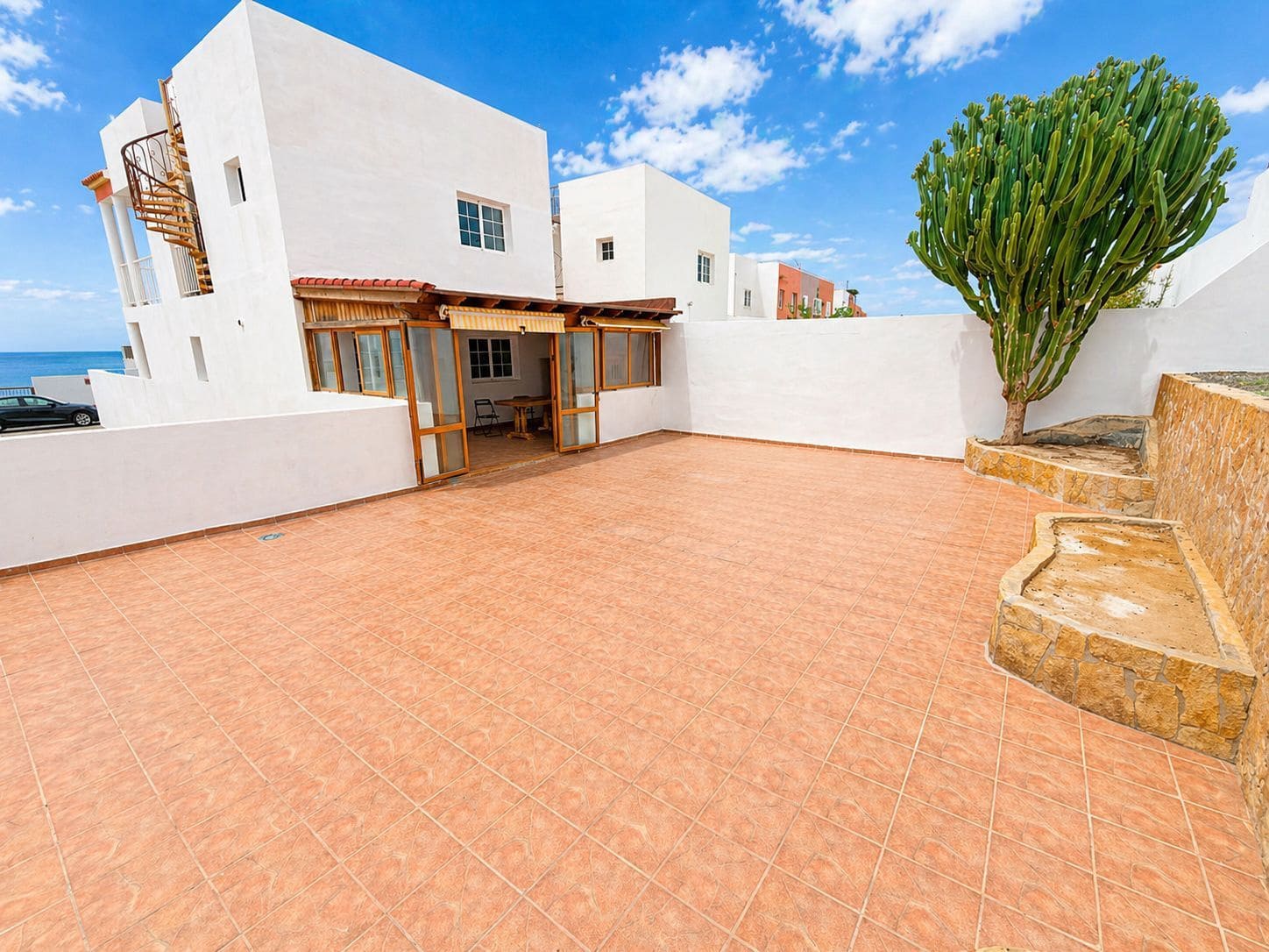 4 soveværelse Byhus til salg i Puerto del Rosario med garage - € 350.000 (Ref: 9807663)