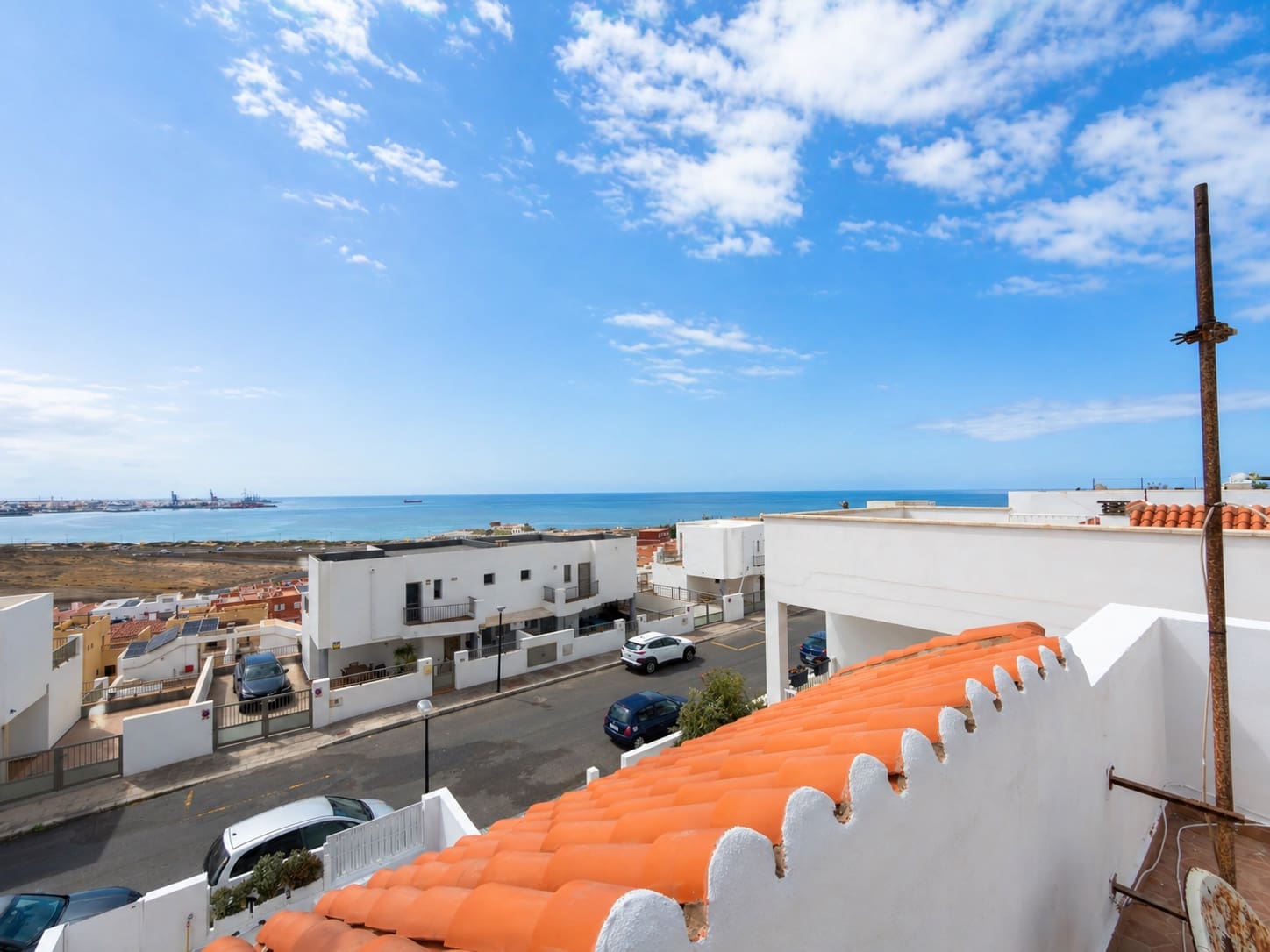 4 soveværelse Byhus til salg i Puerto del Rosario med garage - € 350.000 (Ref: 9807663)