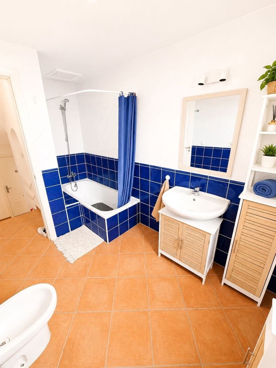 Casa de 2 habitaciones en Caleta de Fuste en venta con piscina garaje - 220.000 € (Ref: 9819912)