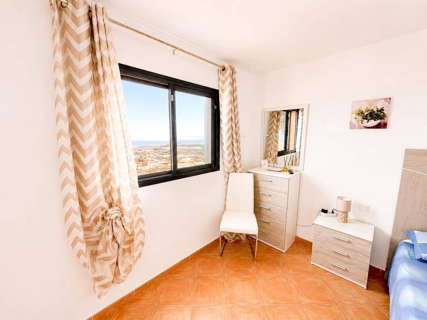 Casa de 2 habitaciones en Caleta de Fuste en venta con piscina garaje - 220.000 € (Ref: 9819912)